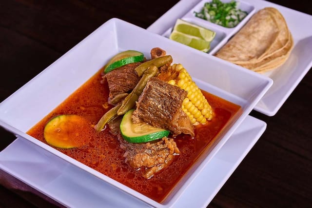 Mole de olla.