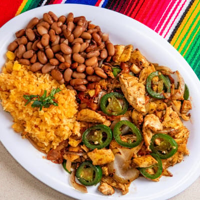 Pollo a La Mexicana.