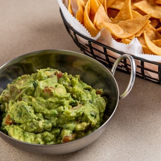 Guacamole & Chips