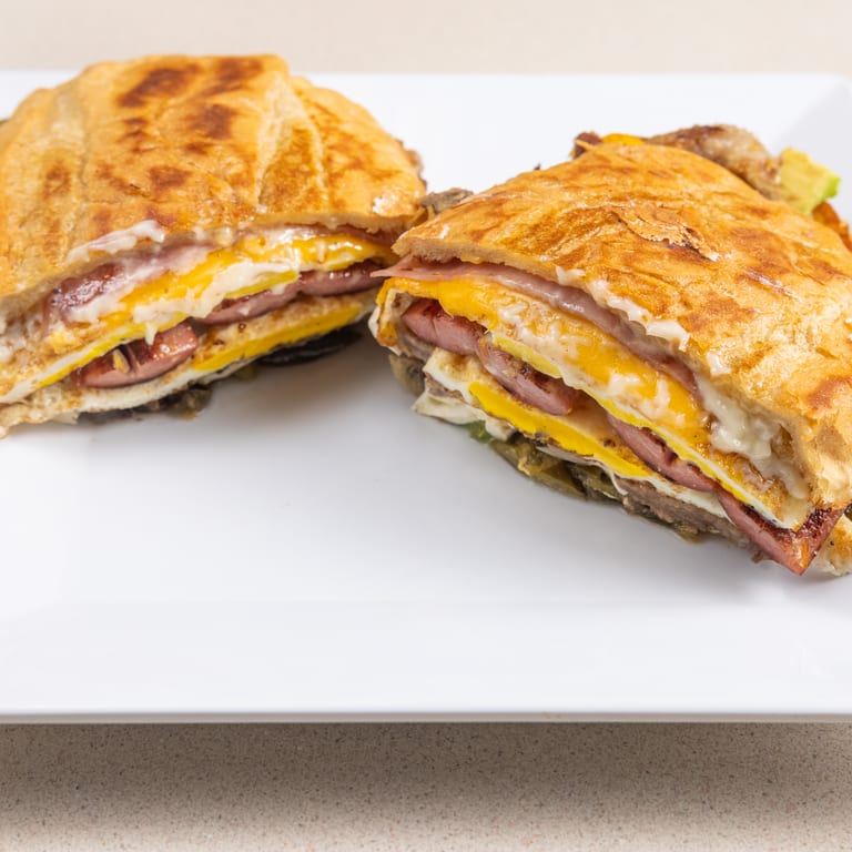Tortas That Delight Your Taste Buds