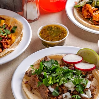 Tinga Taco (Handmade tortilla)