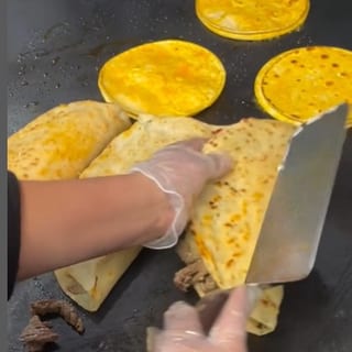 Quesadillas del Puesto (Single)